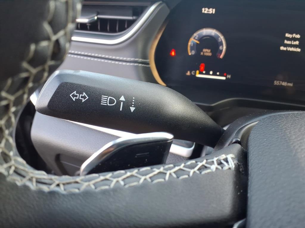 Used 2023 Jeep Grand Cherokee Laredo image 18