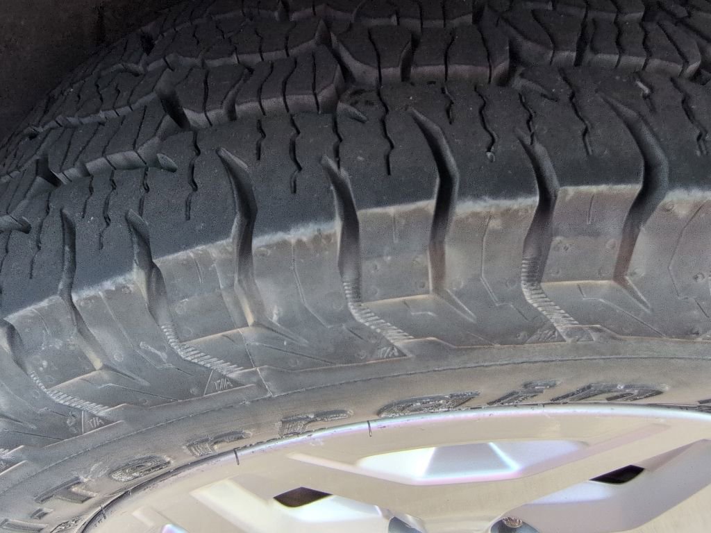 Used 2019 Subaru Forester w/ Popular Package #1 AWD/4WD image 9