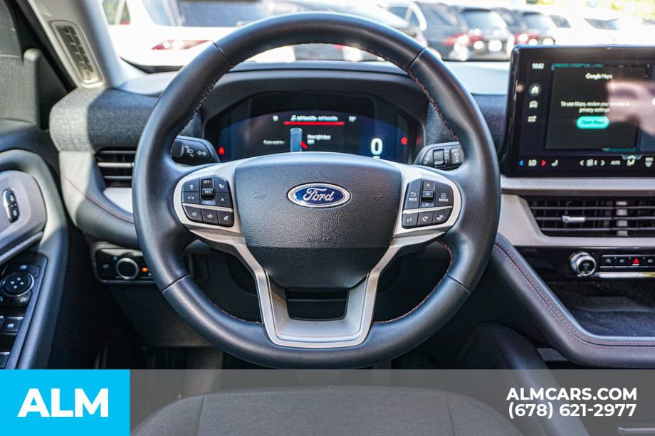 Used 2025 Ford Explorer Active RWD image 29
