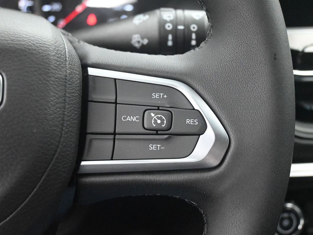 New 2026 Jeep Compass Latitude w/ Sun and Sound Group image 21