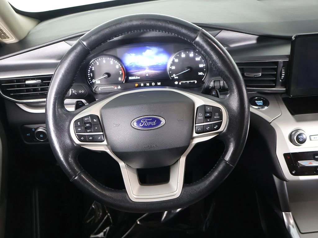 Used 2021 Ford Explorer XLT w/ Equipment Group 202A AWD/4WD image 38