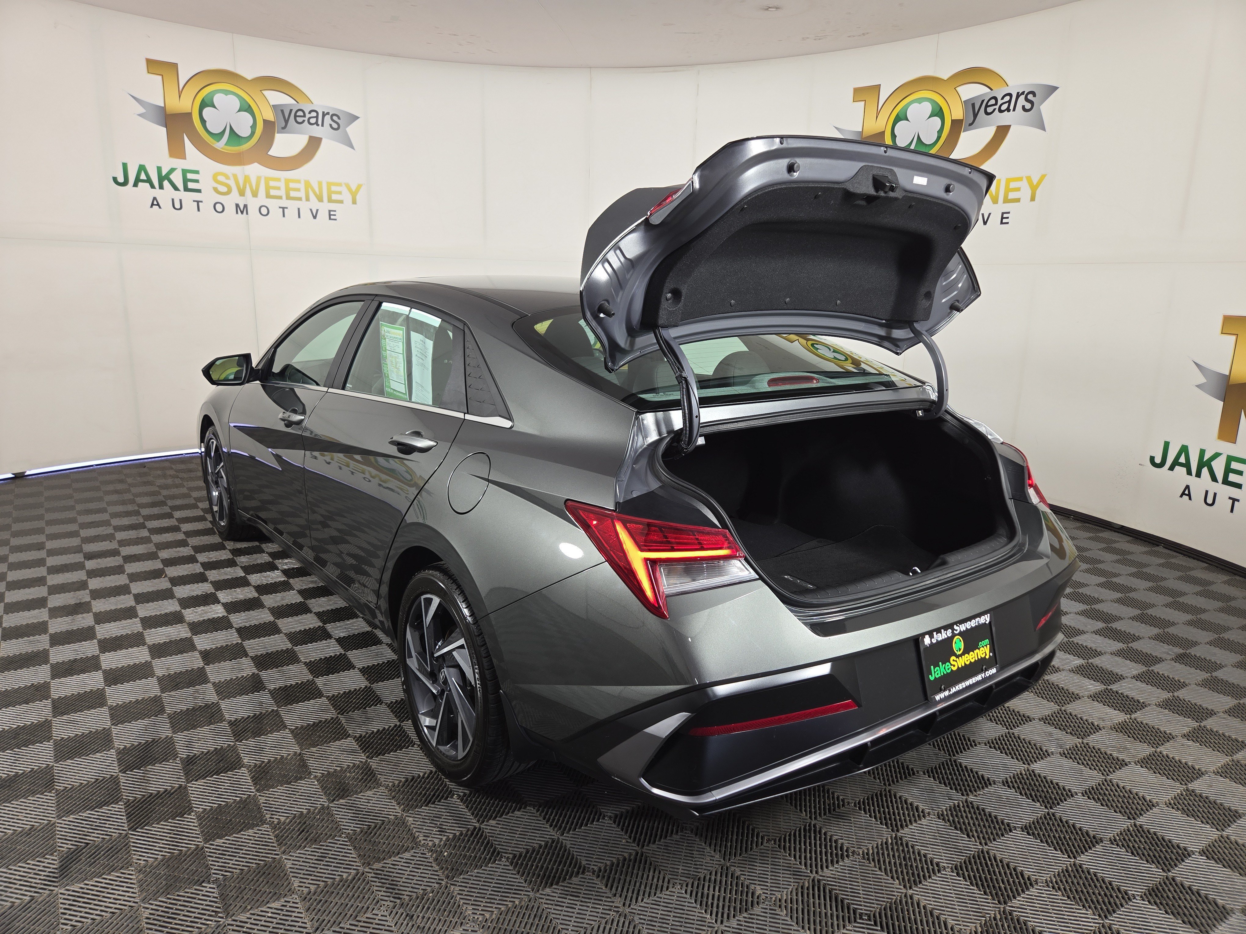 Used 2024 Hyundai Elantra SEL w/ Convenience Package FWD image 33