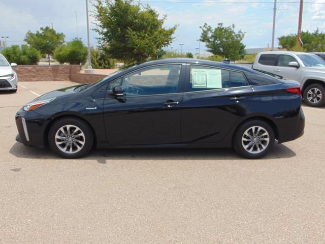Used 2022 Toyota Prius FWD image 7