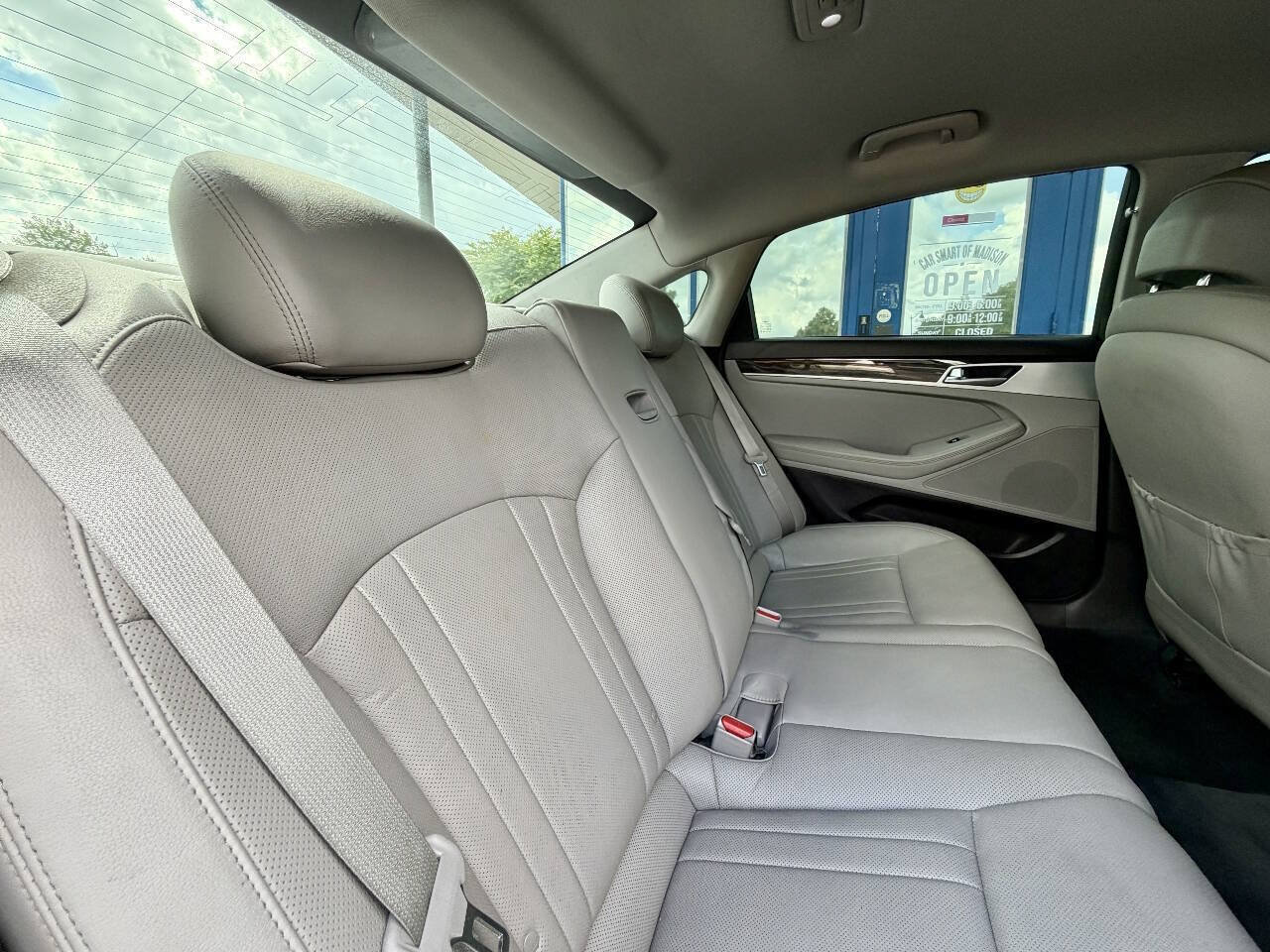 Used 2018 Genesis G80 3.8 AWD/4WD image 24