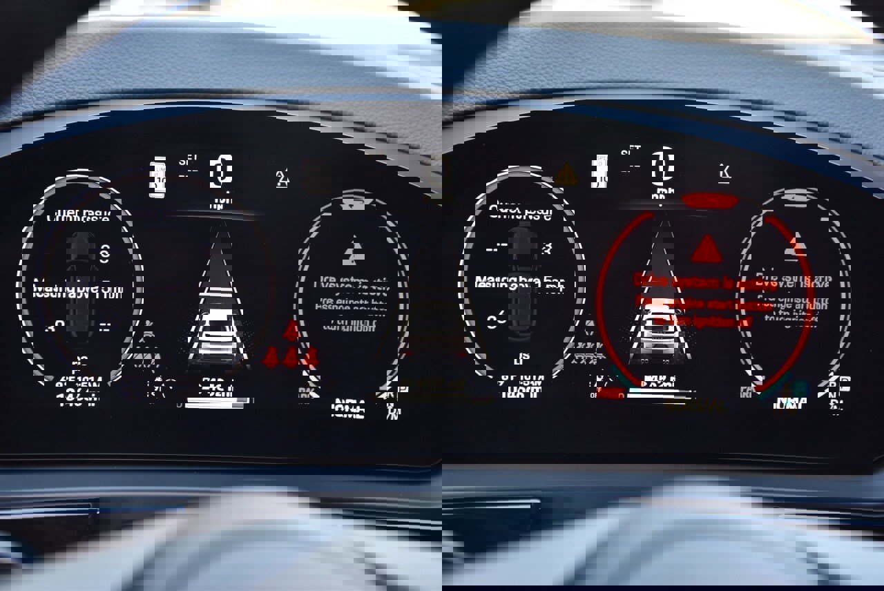 Used 2025 Porsche Cayenne image 25