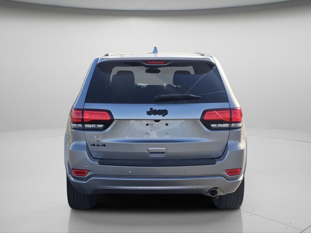 Used 2021 Jeep Grand Cherokee Laredo X image 23