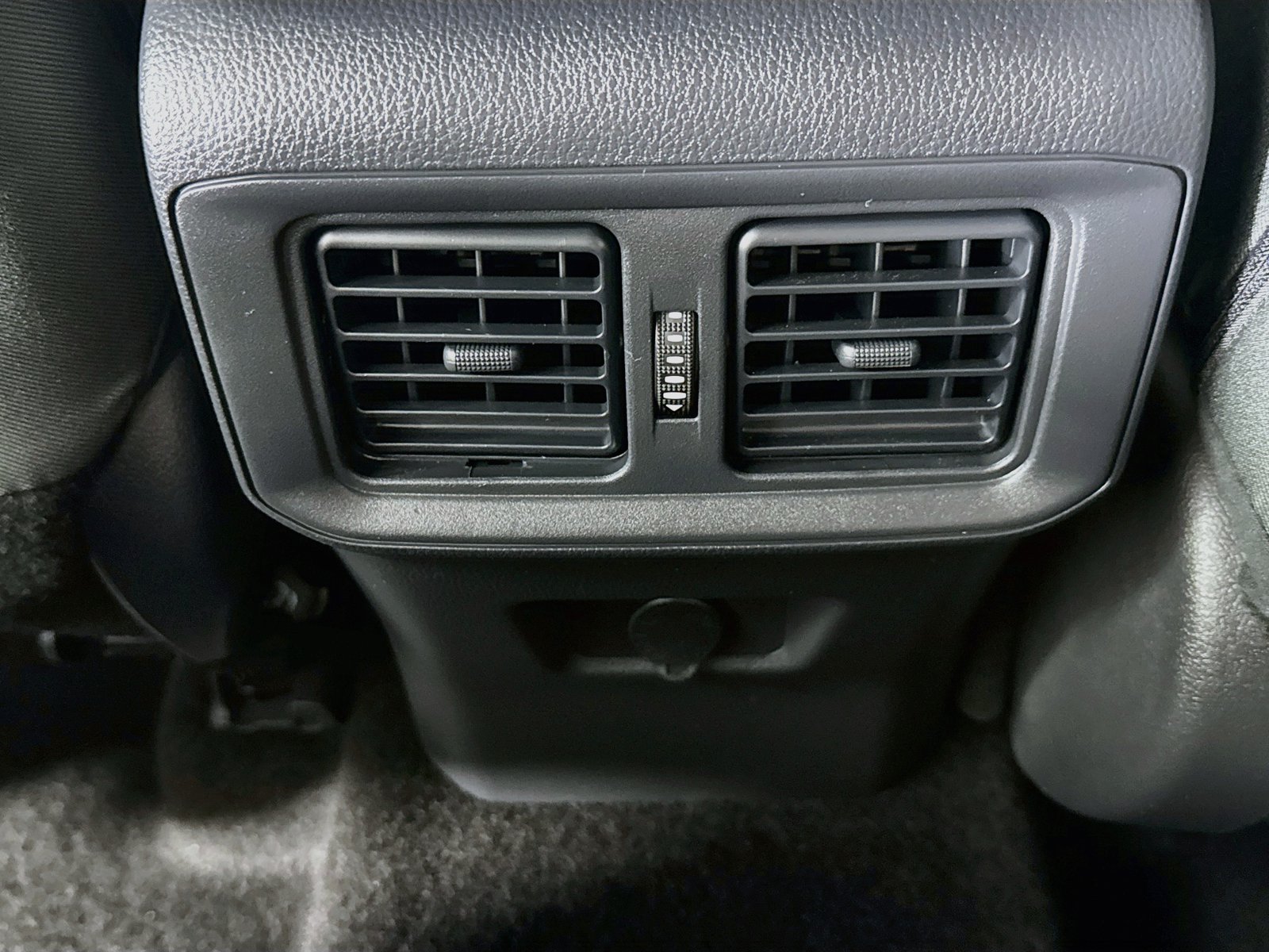 Certified 2025 Toyota RAV4 LE FWD image 24