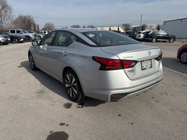 Used 2022 Nissan Altima 2.5 SV FWD image 4