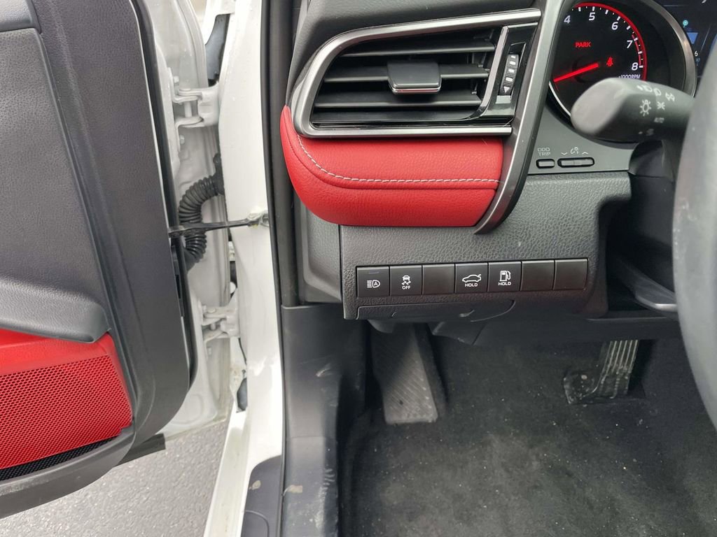 Used 2023 Toyota Camry XSE image 30