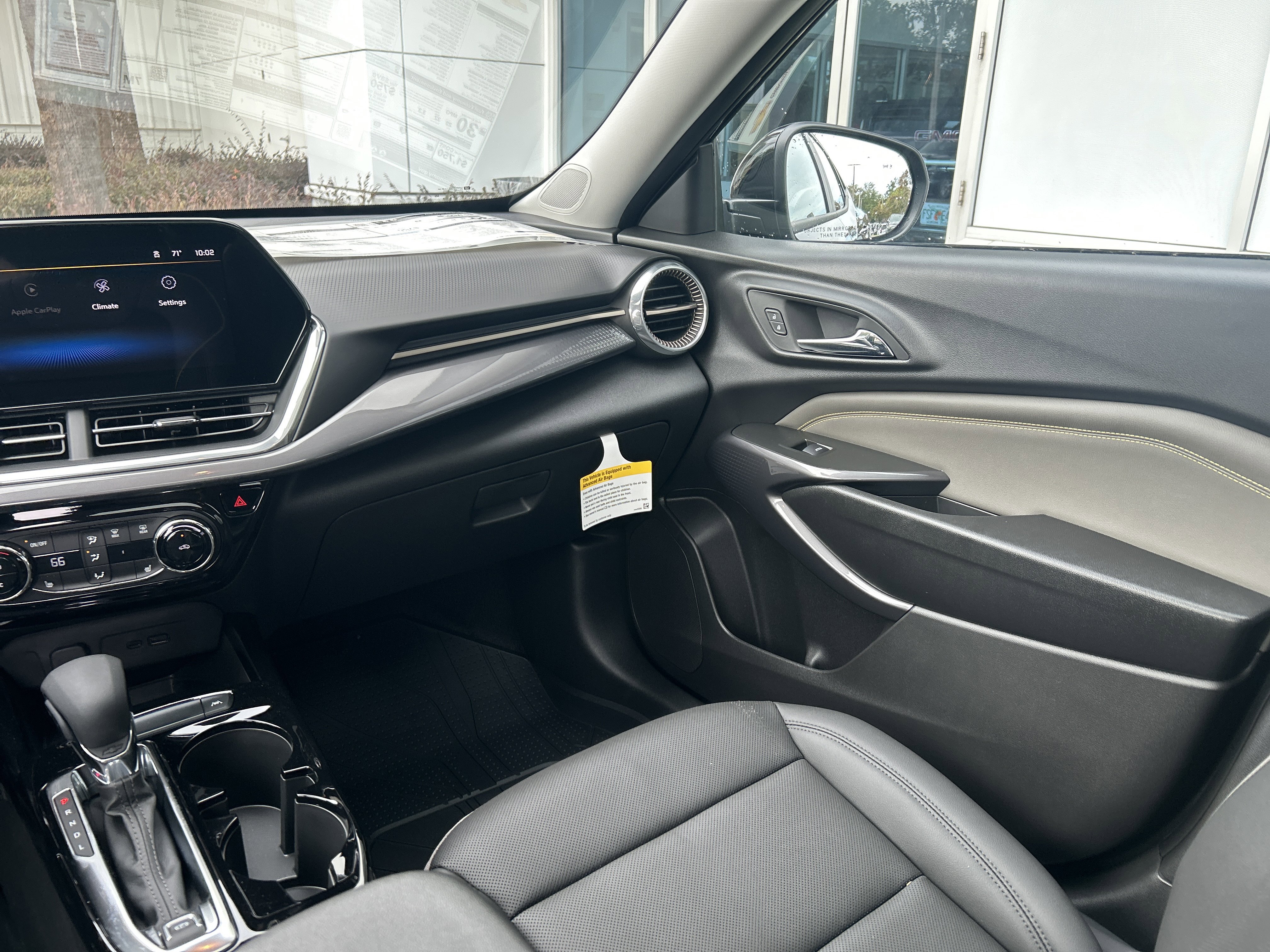 New 2025 Chevrolet Trax ACTIV w/ Sunroof Package image 31