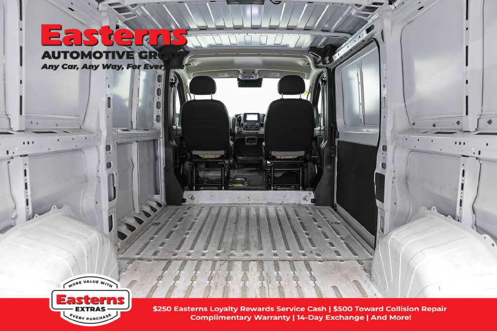 Used 2025 RAM ProMaster 2500 w/ Convenience Group FWD image 10