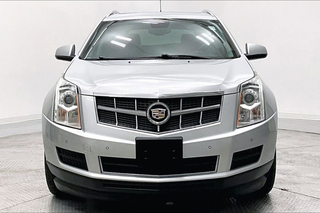 Used 2011 Cadillac SRX Luxury image 3