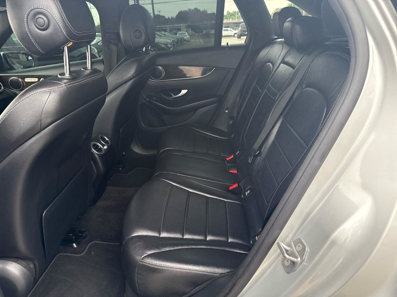 Used 2017 Mercedes-Benz GLC 300 4MATIC image 14