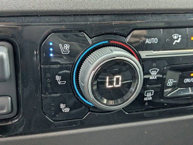 Used 2023 Chevrolet Silverado 1500 ZR2 w/ Technology Package image 30