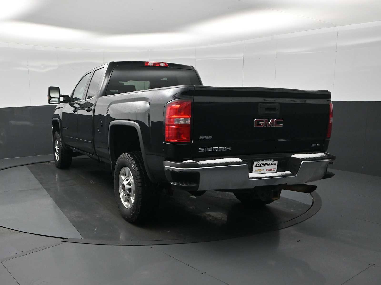 Used 2019 GMC Sierra 2500 SLE w/ Snow Plow Prep Package image 7