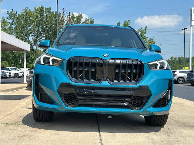 Used 2024 BMW X1 xDrive28i w/ Premium Package AWD/4WD image 2