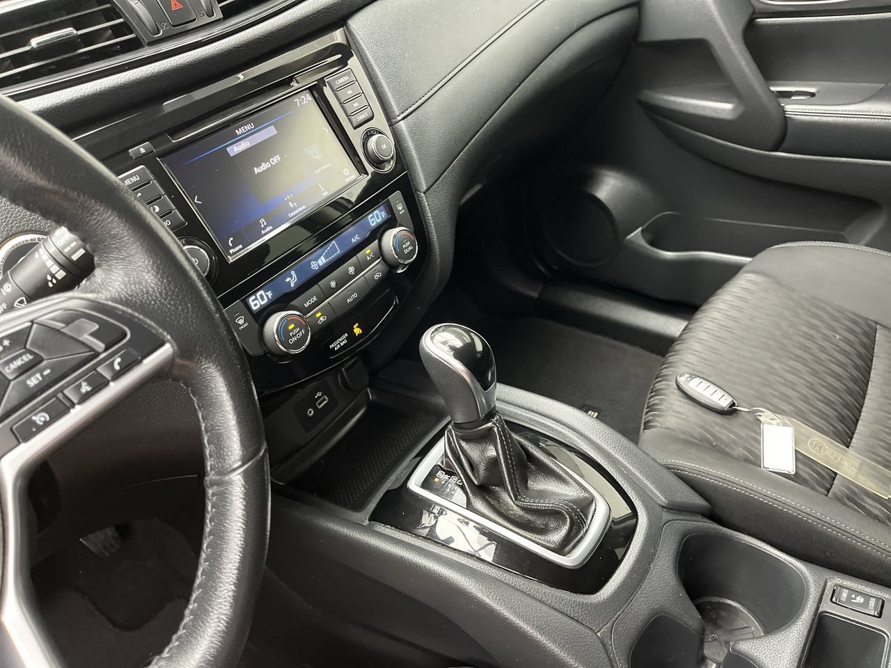 Used 2019 Nissan Rogue SV AWD/4WD image 15