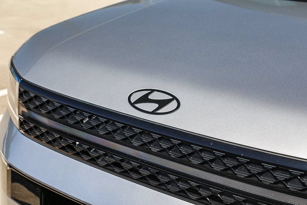 New 2025 Hyundai Santa Fe Calligraphy FWD image 11