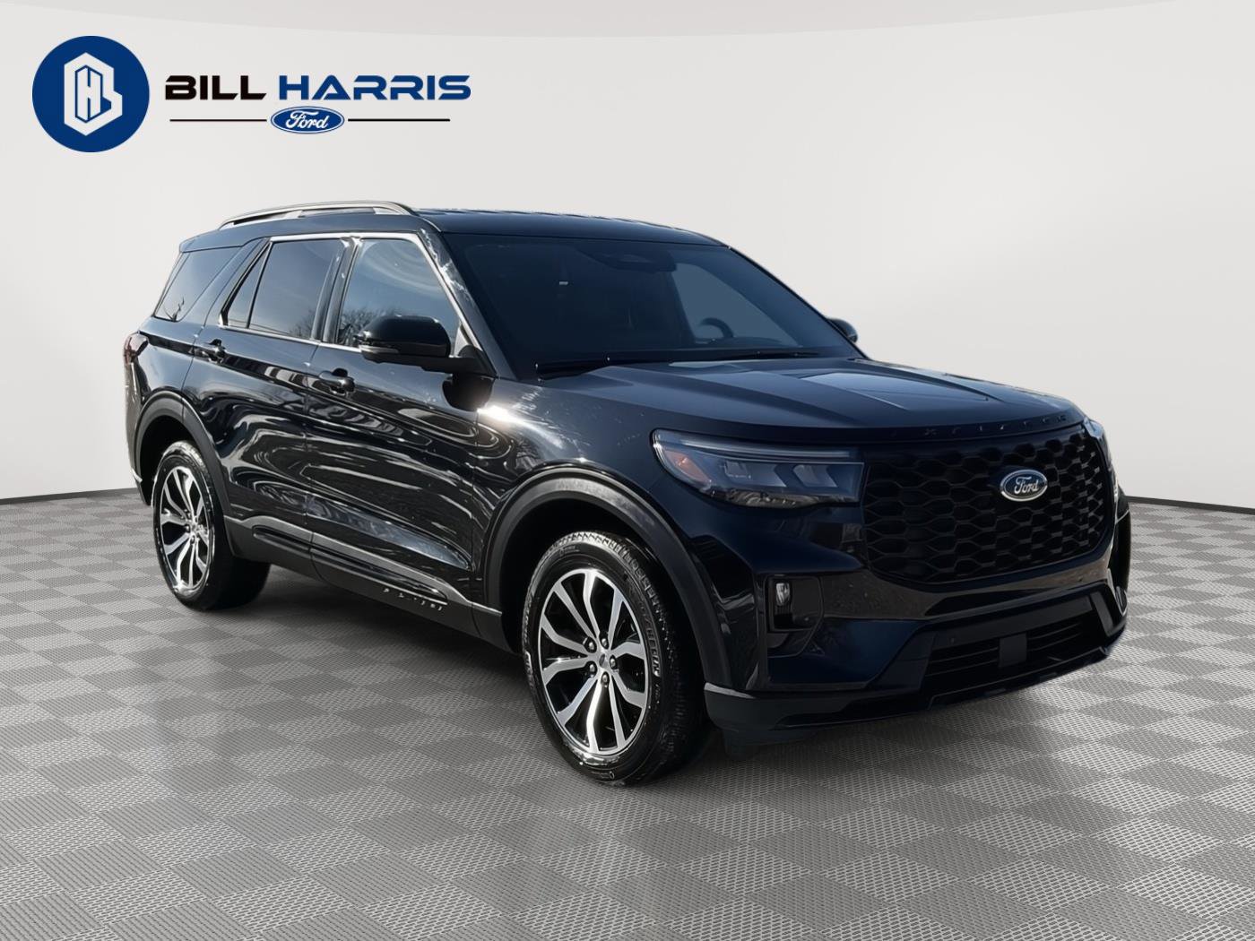 Used 2025 Ford Explorer ST-Line AWD/4WD image 2