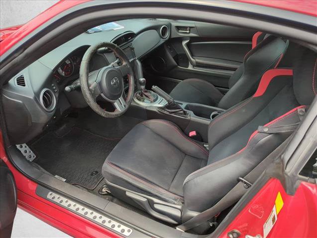 Used 2015 Scion FR-S RWD image 9