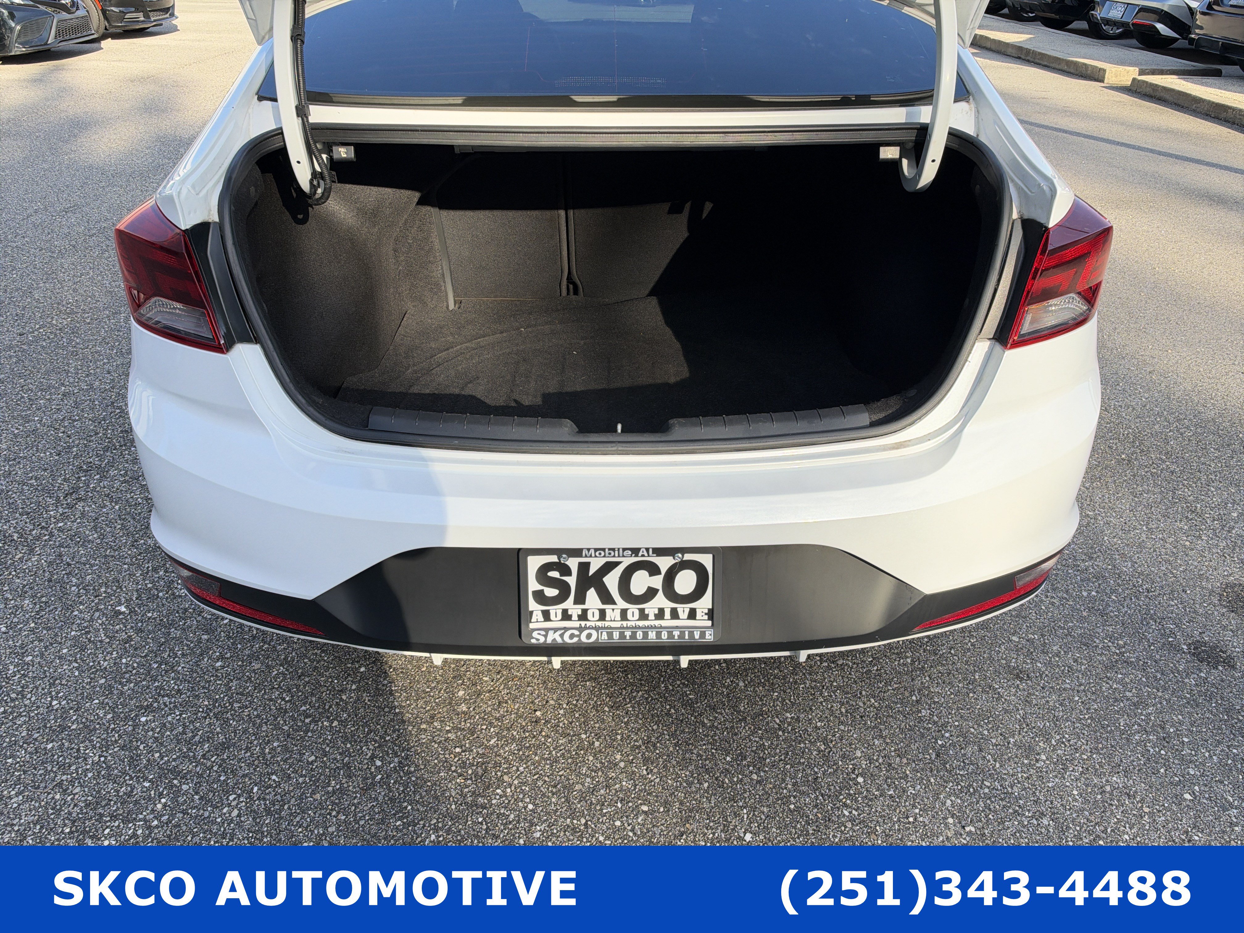 Used 2020 Hyundai Elantra SEL w/ Cargo Package (C1) FWD image 21