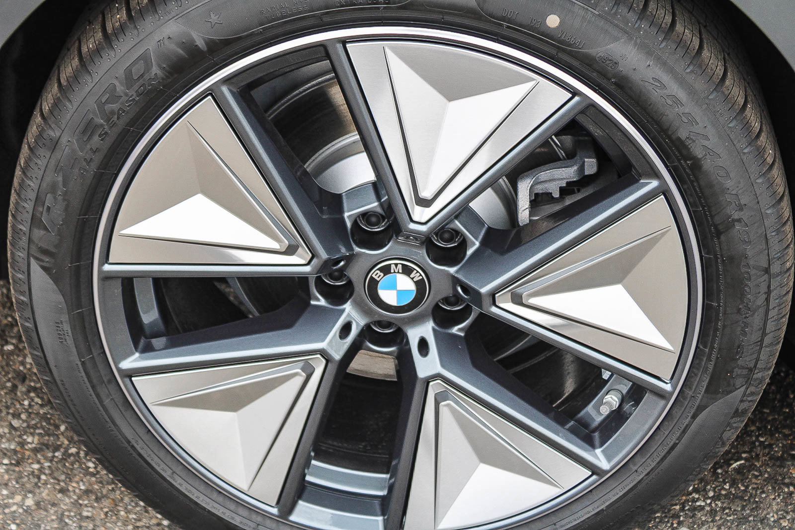 New 2026 BMW i4 eDrive40 w/ Premium Package RWD image 11
