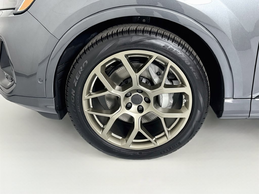New 2026 Audi Q7 Premium Plus AWD/4WD image 32