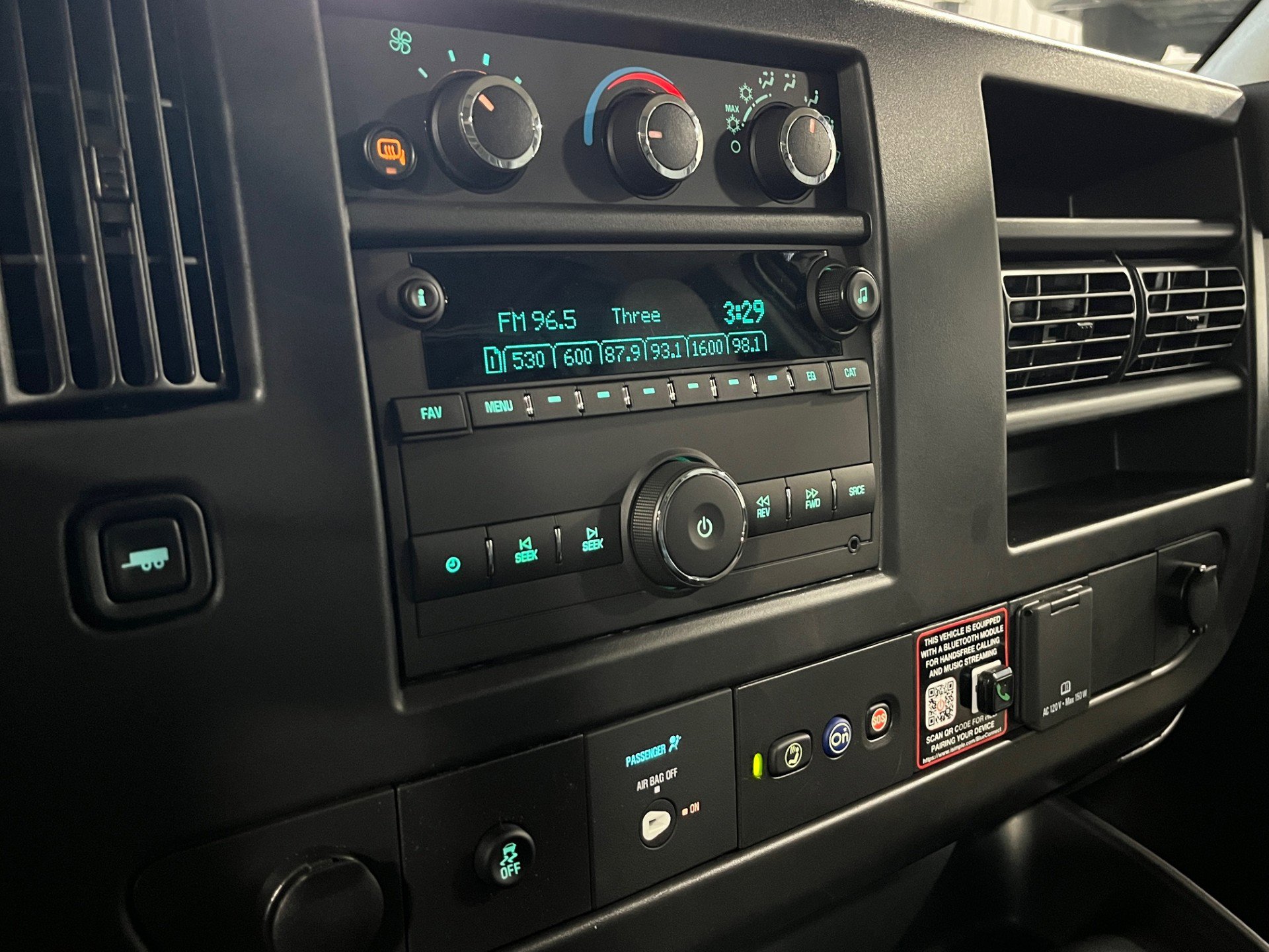 New 2025 GMC Savana 3500 w/ Driver Convenience Package image 11