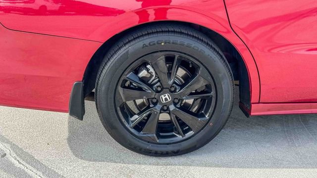 Used 2024 Honda Odyssey Sport image 13