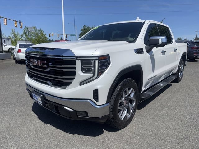 Used 2022 GMC Sierra 1500 SLT w/ SLT Convenience Package AWD/4WD image 1