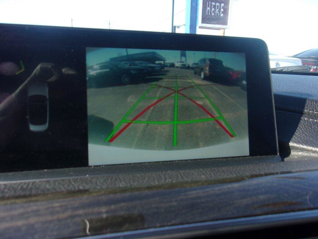 Used 2018 BMW 430i Convertible image 11