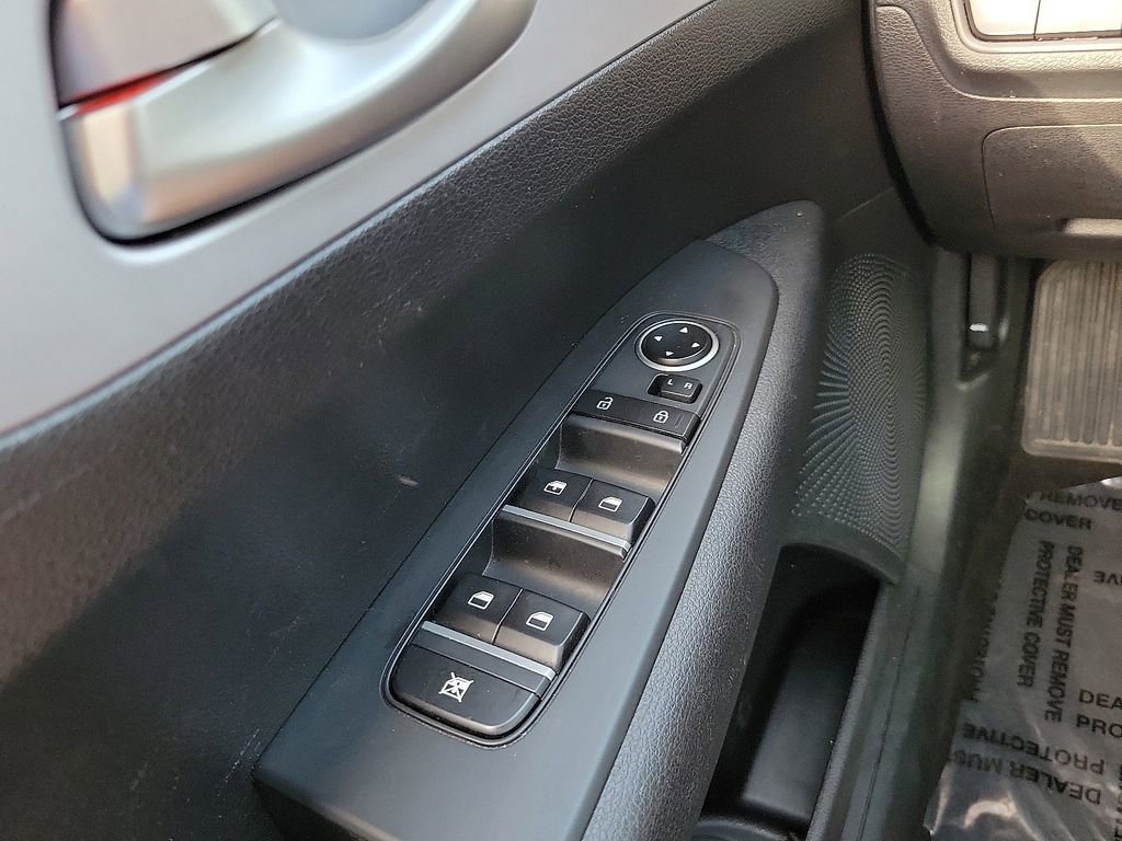 Used 2024 Kia Forte LXS image 13
