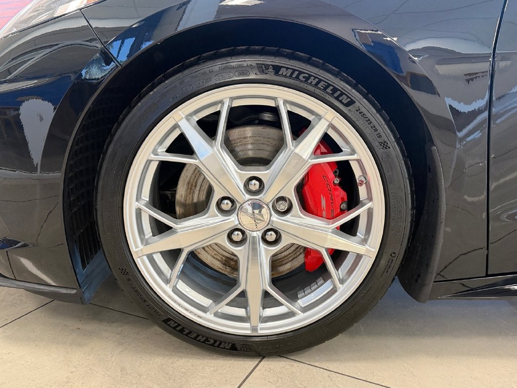 Used 2020 Chevrolet Corvette Stingray Premium Cpe w/ 3LT Preferred Equipment Group RWD image 19
