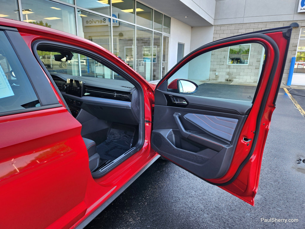 Used 2026 Volkswagen Jetta GLI Autobahn FWD image 37