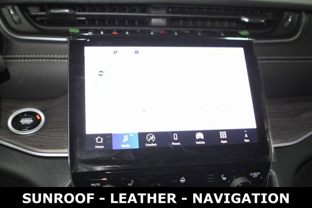 New 2025 Jeep Grand Cherokee Limited image 21