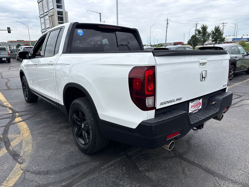 Certified 2022 Honda Ridgeline Black Edition image 11