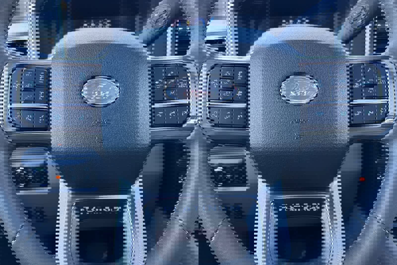 Used 2026 Ford F350 Platinum w/ Platinum Plus Package image 23