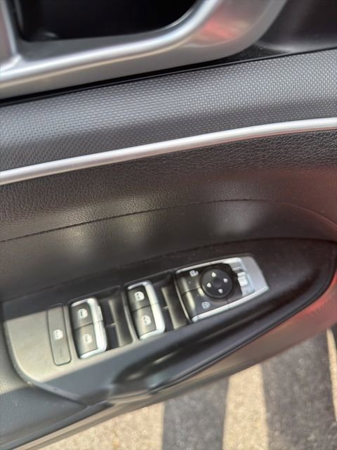 Used 2022 Kia K5 GT-Line image 10