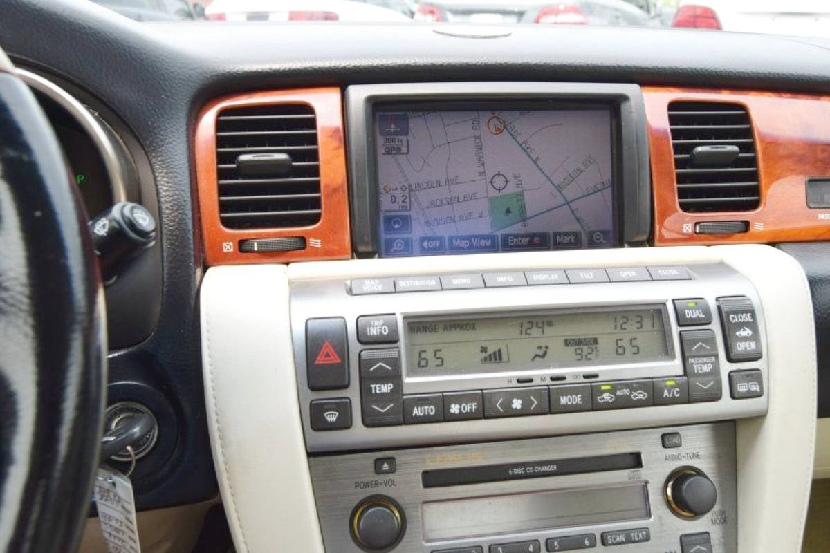 Used 2008 Lexus SC 430 Convertible RWD image 34