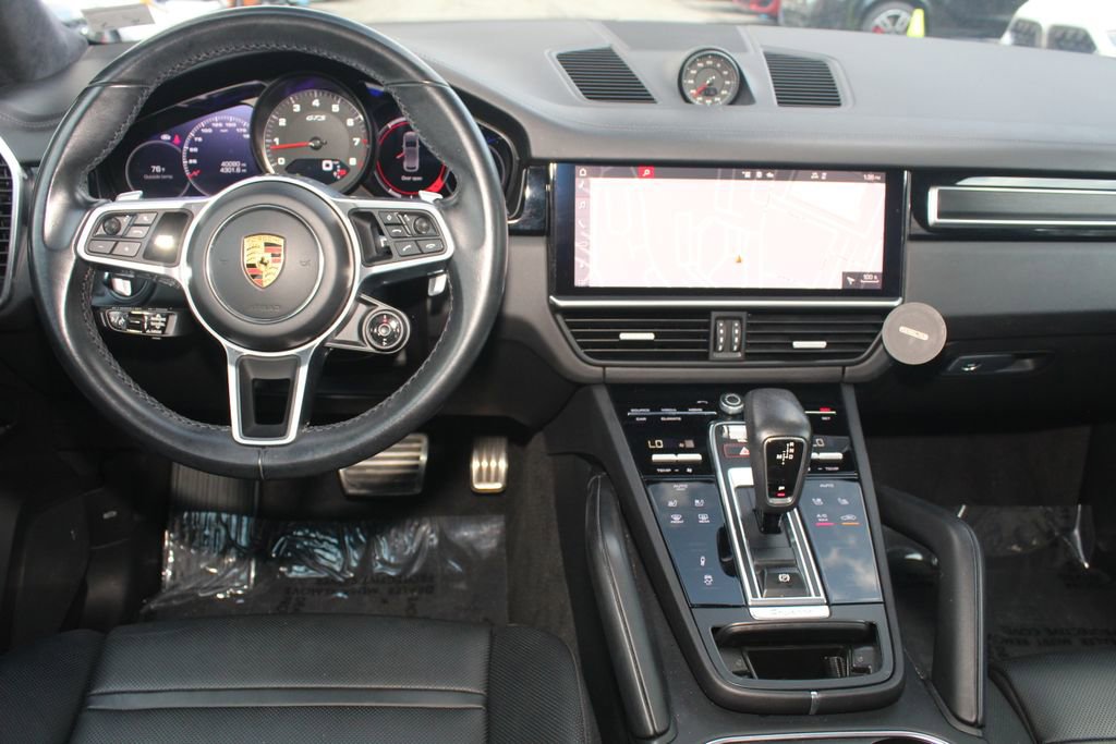 Used 2021 Porsche Cayenne GTS AWD/4WD image 21