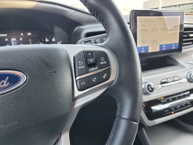 Used 2024 Ford Explorer XLT AWD/4WD image 13