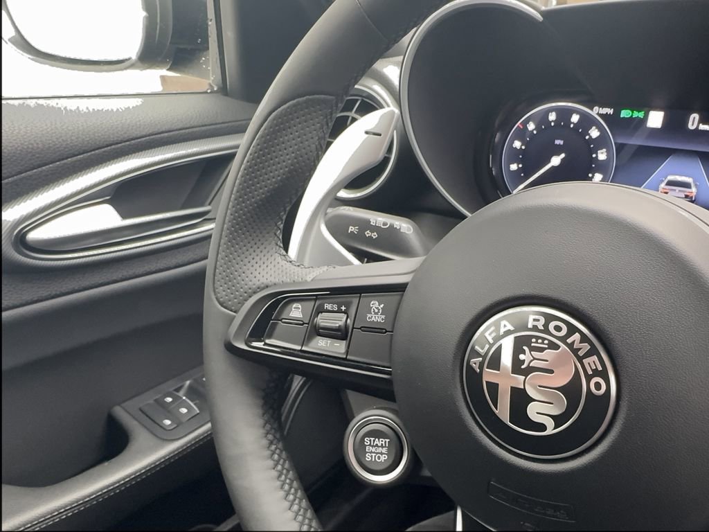 New 2025 Alfa Romeo Giulia RWD image 47