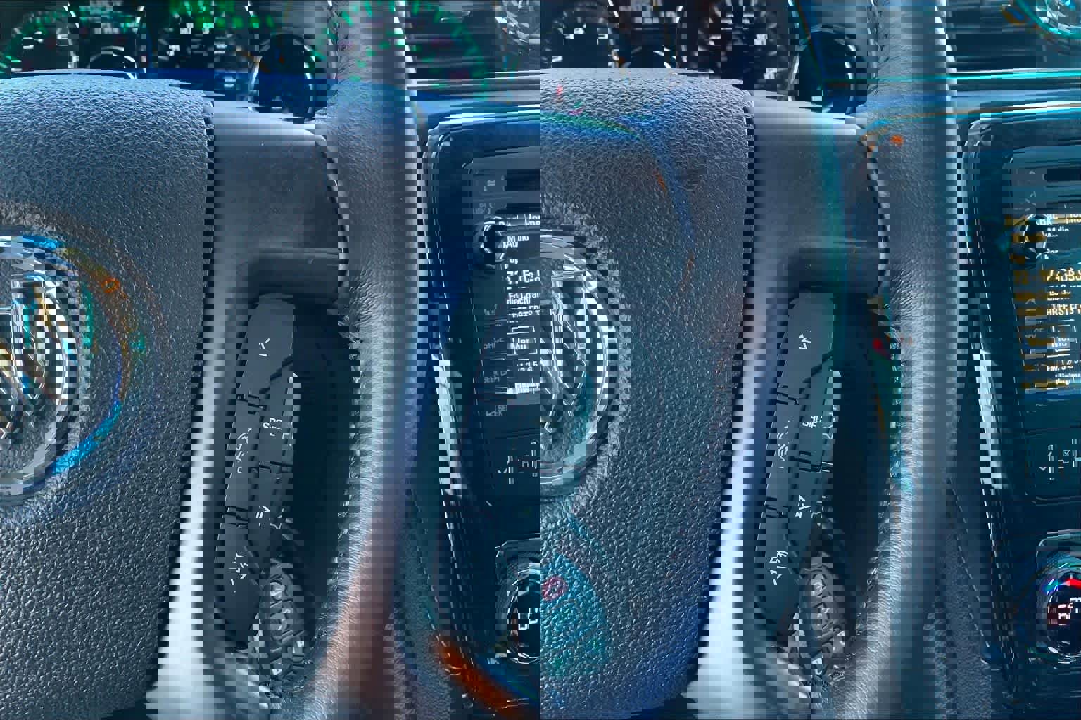 Used 2017 Buick Enclave Premium image 24