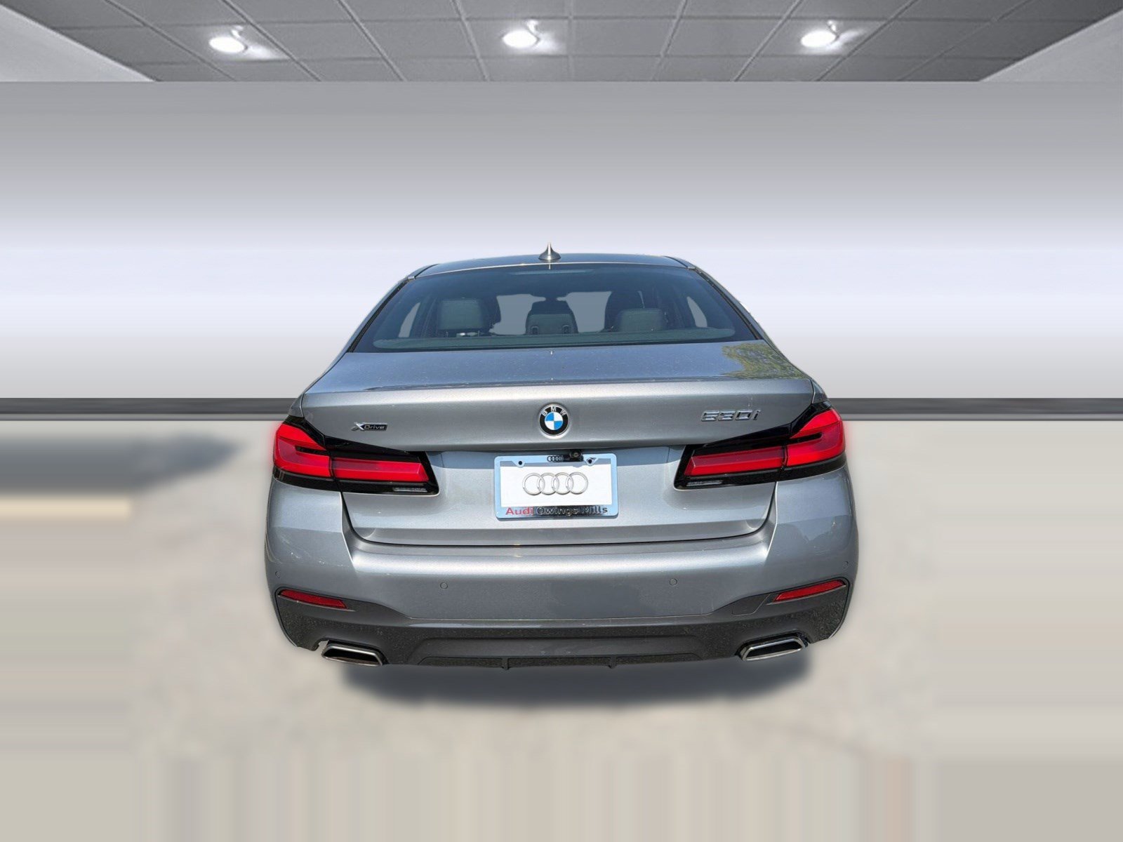 Used 2023 BMW 530i xDrive w/ M Sport Package AWD/4WD image 10