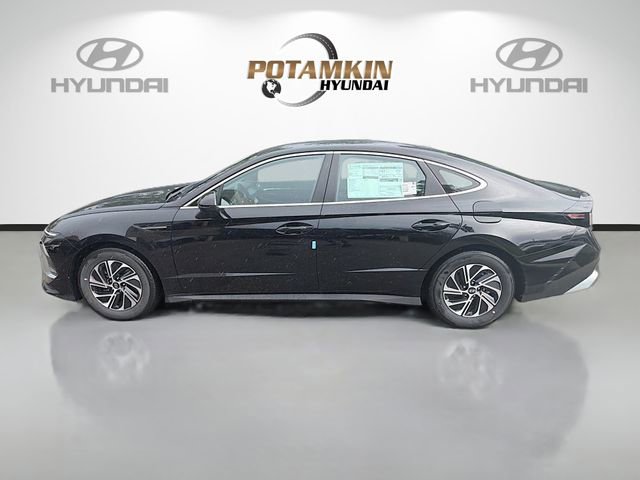 New 2026 Hyundai Sonata Blue FWD image 8