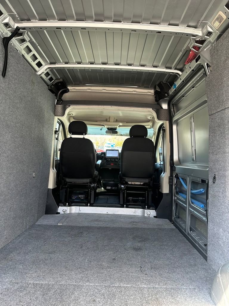 Used 2017 RAM ProMaster 1500 w/ Interior Convenience Group image 23