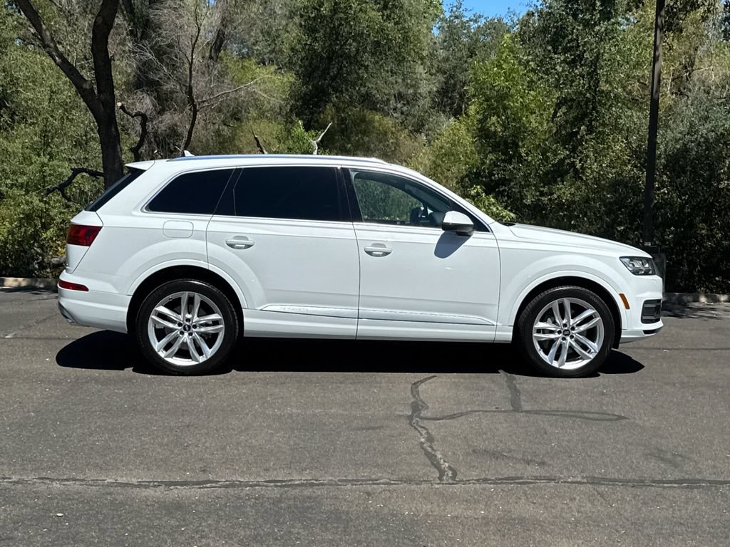 Used 2018 Audi Q7 3.0T Prestige AWD/4WD image 4