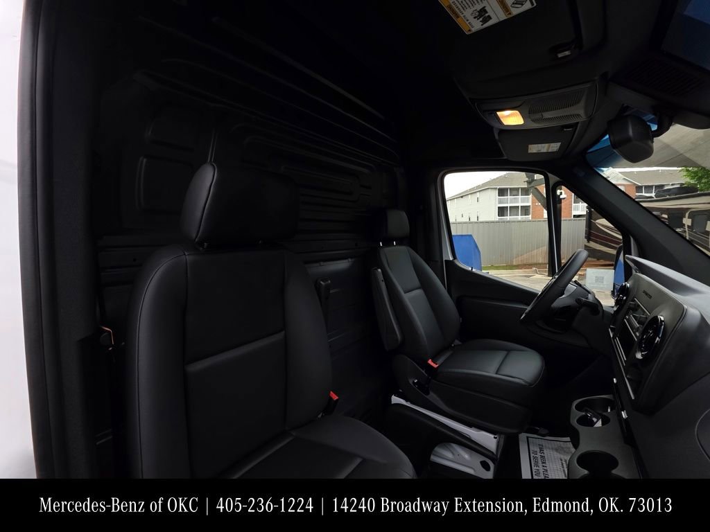 New 2026 Mercedes-Benz Sprinter 2500 image 13