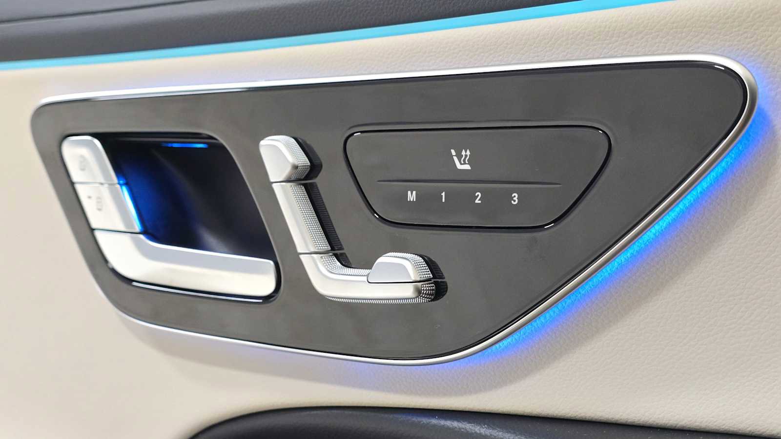 New 2026 Mercedes-Benz E 350 4MATIC Sedan image 22