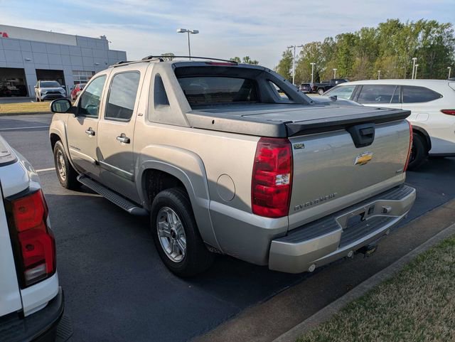 Used 2008 Chevrolet Avalanche LT image 4